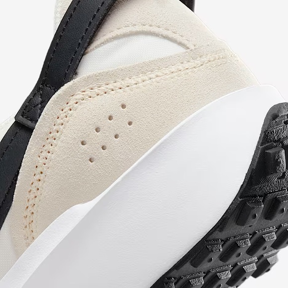 Brand New Nike Waffle Debut Women's Shoes “ Sanddrift/Phantom/White” - Picture 8 of 13